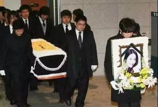 韩国娱乐圈吃瓜爆料事件,揭秘娱乐圈吃瓜爆料背后的真相